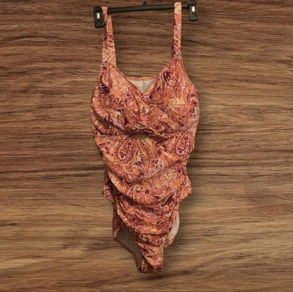 Isaac Mizrahi Live! Bridgehampton One-Piece Swimsuit - Picture 3 of 4